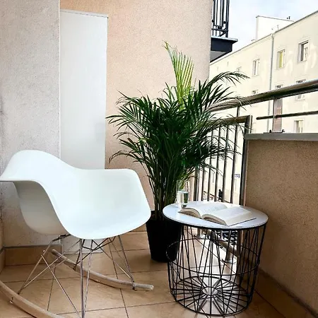 Charming Apartment In The City Center Варшава Екстер'єр фото