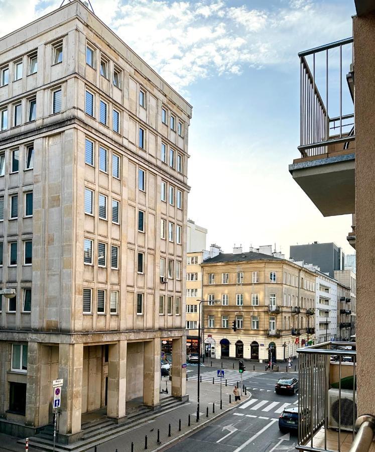 Апартаменти Charming In The Center